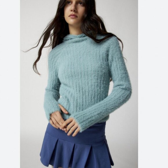 Urban Outfitters Tops - NWT Urban Outfitters iets frans Eyelash Shrunken Hoodie Sweatshirt Size Small